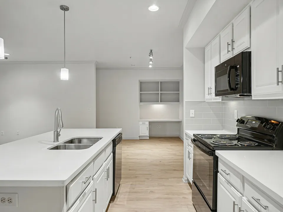 Large kitchen island and timeless backsplash