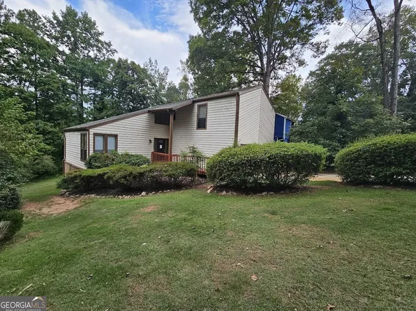 1643 Fieldgreen Overlook, Stone Mountain, GA 30088