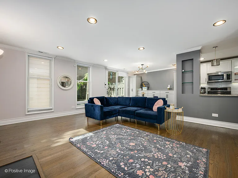 1608 N Larrabee St — Photo 11