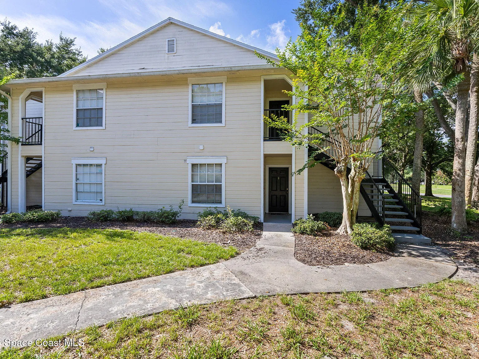 2 bed, 2.0 bath, 934 sqft, $2,200 — Photo 4