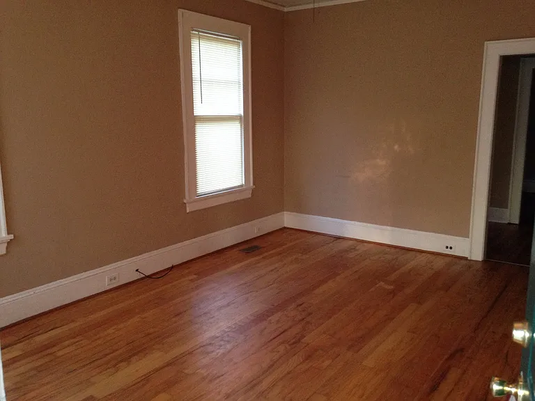 2960 Pierpont Ave — Photo 3