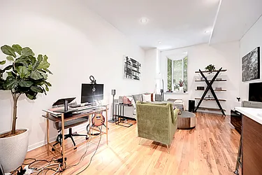 Rented by Urbane Brokerage