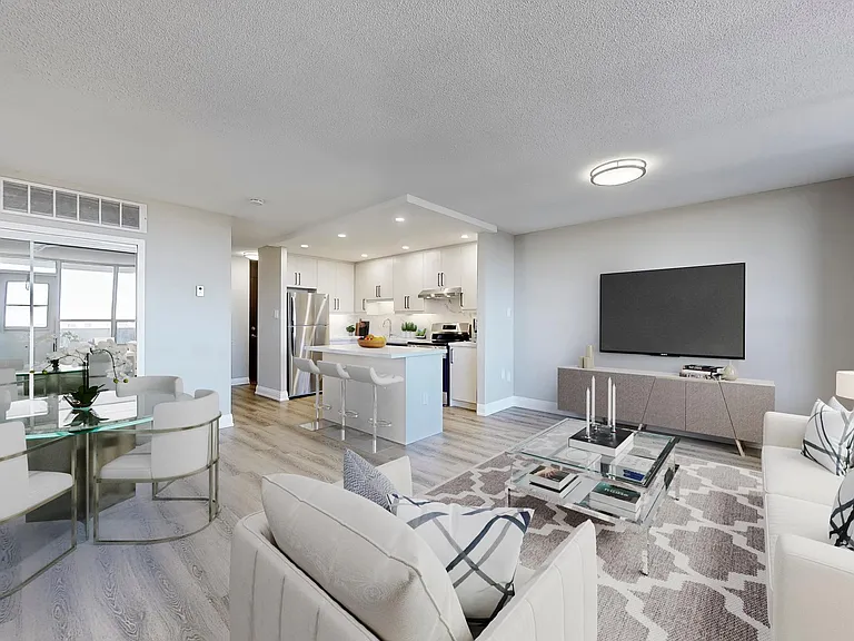 40 Pleasant Blvd — Photo 13