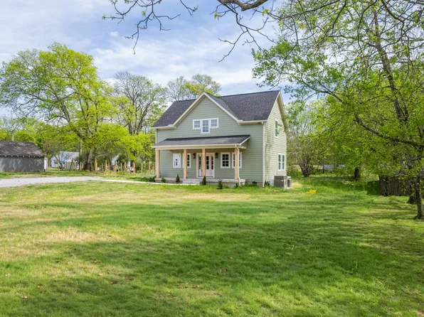 307 Front View St, Cornersville, TN 37047