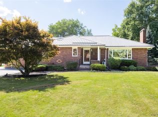 90 Homeward Pl, Elma, NY 14059
