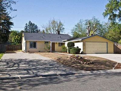 7004 Laurel Oak Way, Fair Oaks, CA, 95628