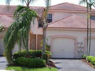 710 Sorrento Dr, Fort Lauderdale, FL 33326