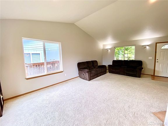5th image of 8441 55th Ave SE