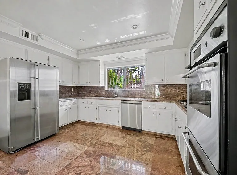 22525 Flamingo St — Photo 8