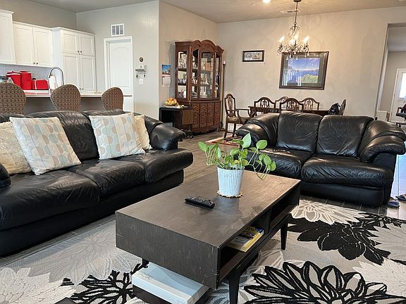 4th image of 6238 E Fedora Avenue