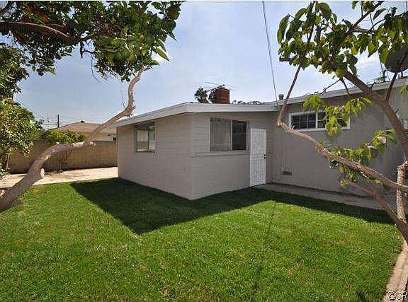 3rd image of 1121 W 149th St