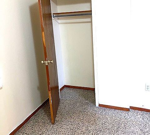 5th image of 215 E 110th St APT 4B