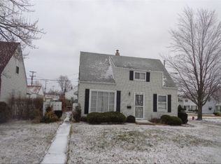 611 E 261st St, Euclid, OH