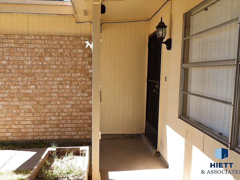 4624 Swan Dr — Photo 37