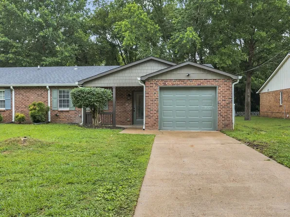 1426 E Cedar Ln, Madison, TN 37115
