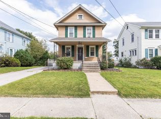 122 Center St, Gibbstown, NJ 08027