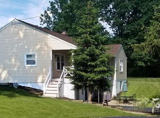 372 Atterbury Blvd, Hudson, OH 44236
