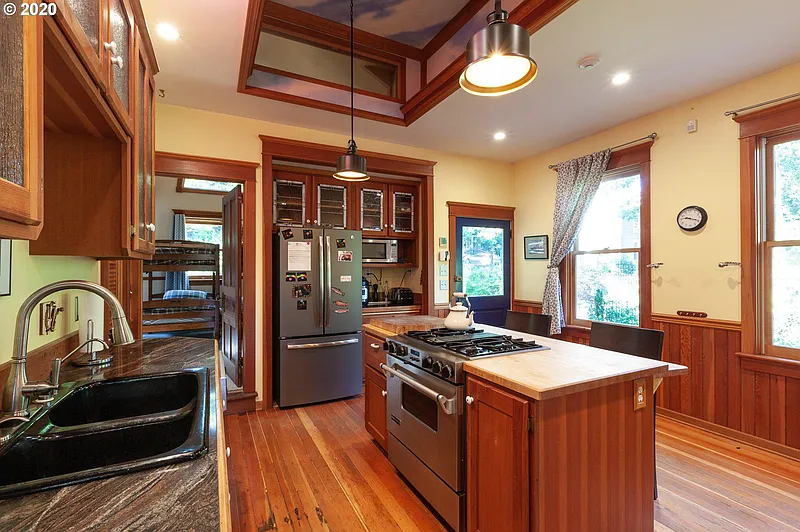 Thumbnail 13