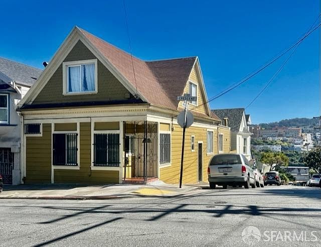1st image of 300 Crescent Ave