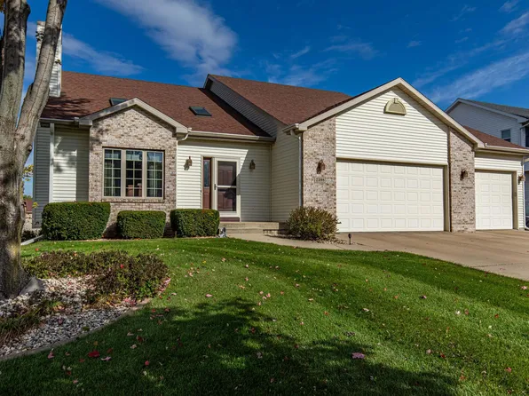 2398 Dynes Way, Sun Prairie, WI 53590