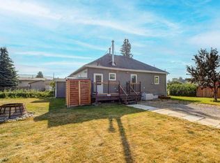 1002 S 227th St, Crowsnest Pass, AB T0K 1C0