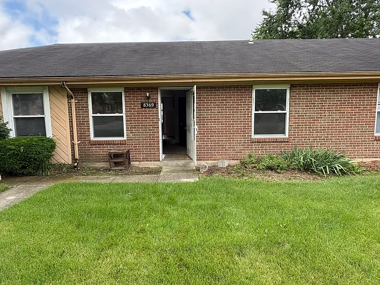 8365 Washington Village Dr #8365 — Photo 1