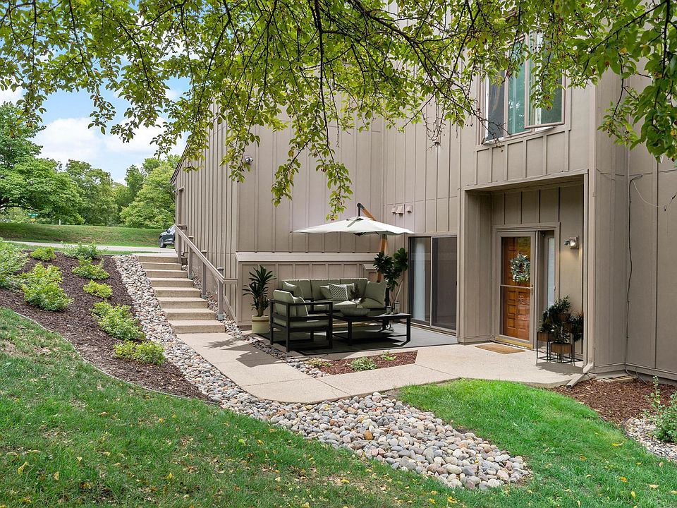 9040 Neill Lake Rd, Eden Prairie, MN 55347 Zillow