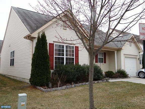 3rd image of 505 Penn Oak Turn