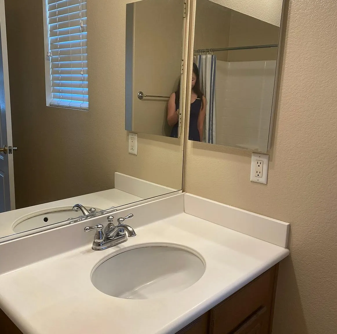 13668 Amberview Pl — Photo 3