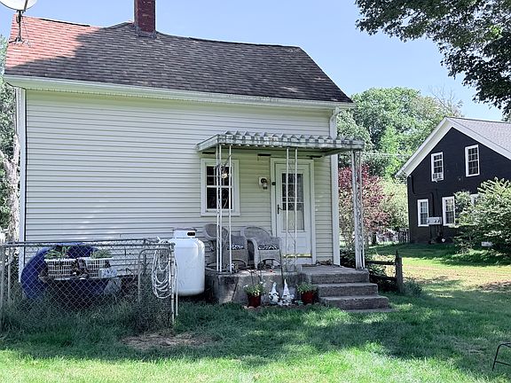 2nd image of 19 River Street