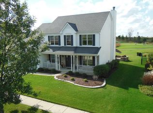 N160 Holland Ln, Geneva, IL 60134