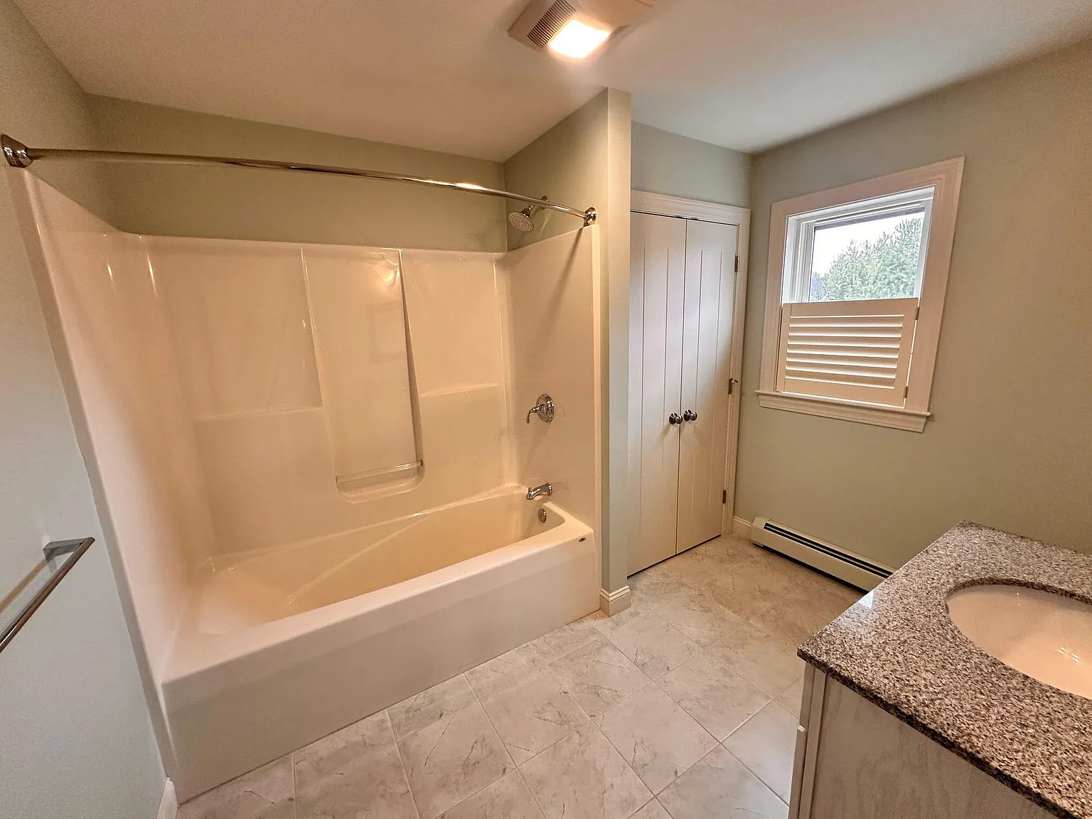 25 Waldron Drive - 1 — Photo 3