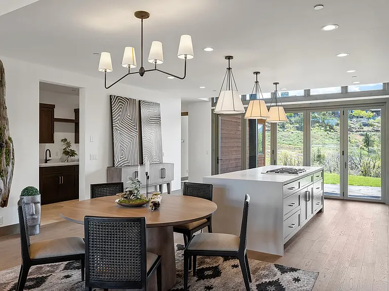 364 N Red Ledges Village Way — Photo 12