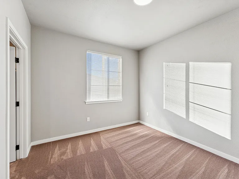 Centennial Gardens Apartments — Photo 22