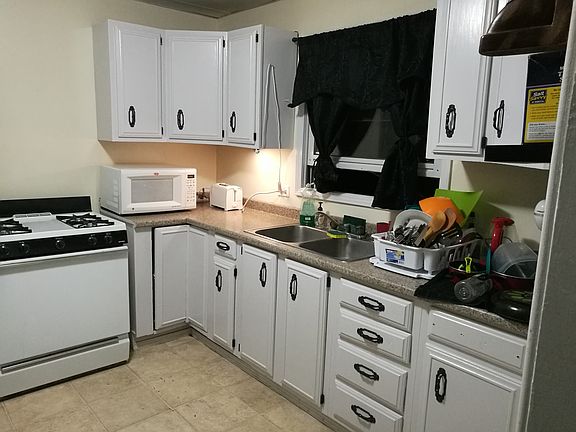 2nd image of 251 Esser Ave