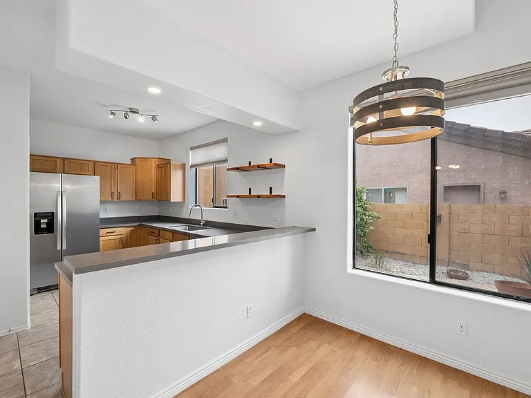 13636 N 21st Pl #1 — Photo 13