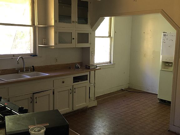 kitchen and nook