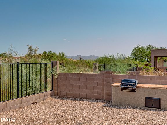 3rd image of 7929 N Blakey Ln