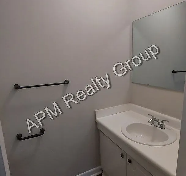 101 Cherry Hall Dr #3 — Photo 5