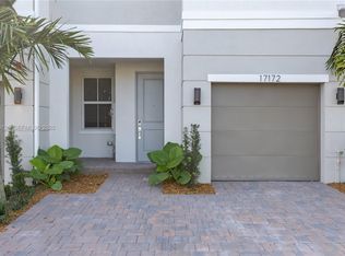 17174 SW 2nd St, Hollywood, FL 33023