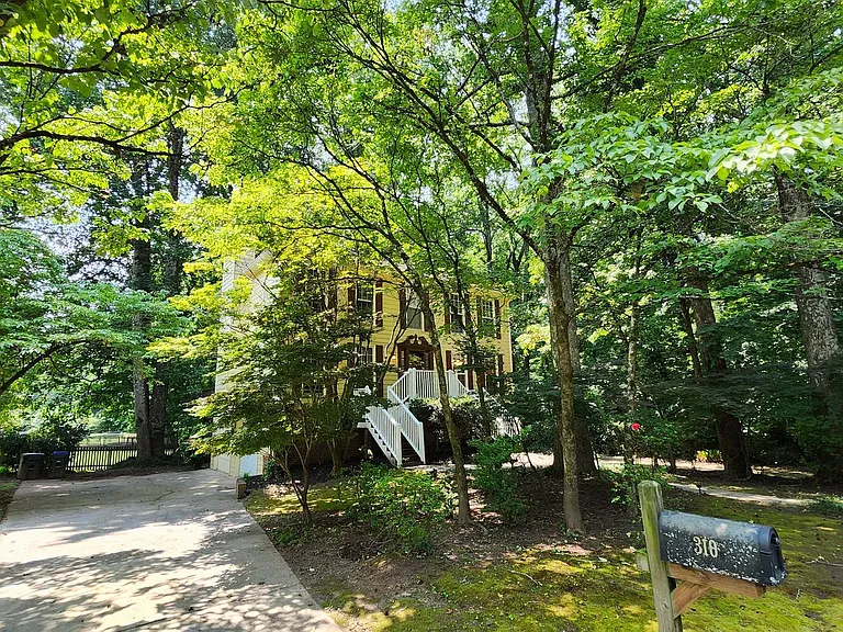 310 Milesford Ct — Photo 18