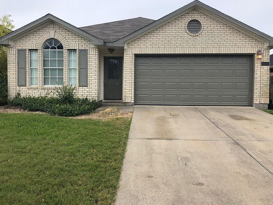 1st image of 3017 Quebec Dr