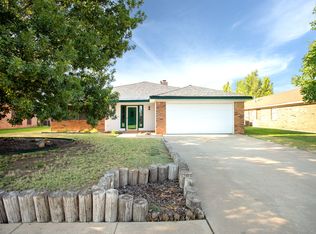 6805 Blacksmith Ln, Amarillo, TX 79109