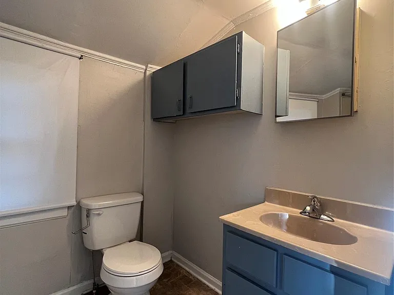 122 Owens St — Photo 4