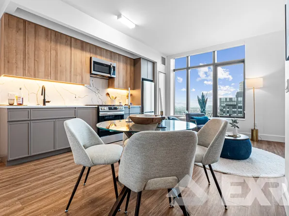 2230 Cropsey Avenue image 4 of 64