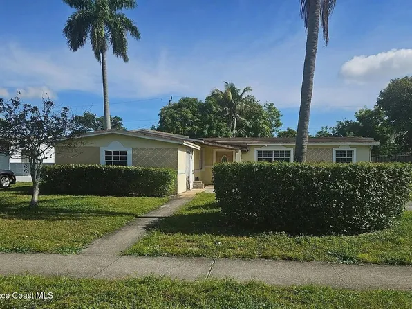 4921 NW 11th Pl, Lauderhill, FL 33313