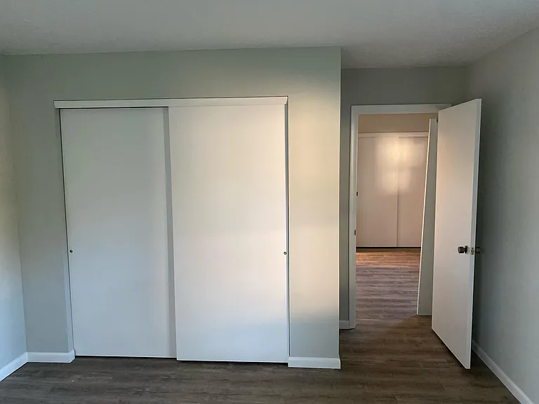 2723 Vinton St — Photo 12