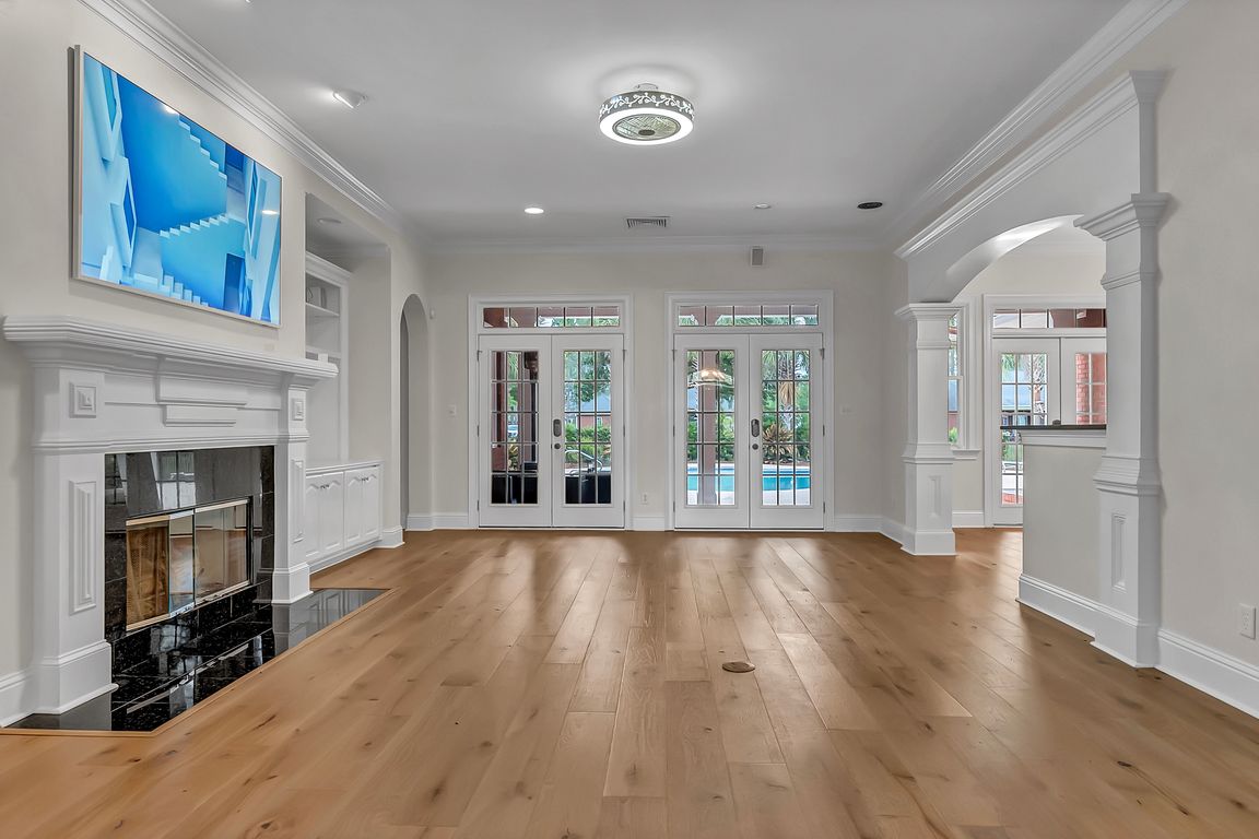 next background image