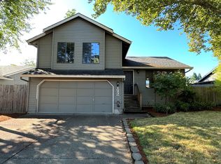 16236 NW Lyndel Ln, Beaverton, OR 97006