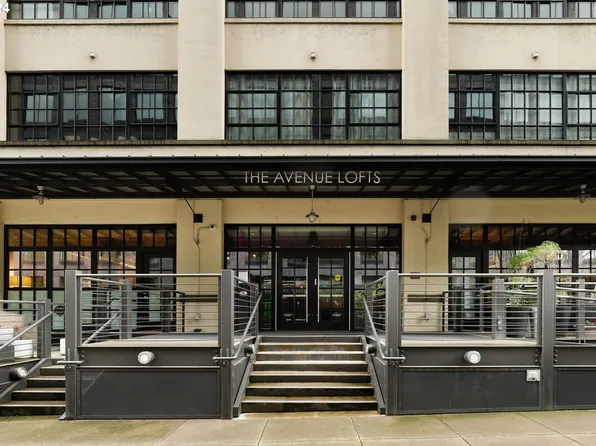 1400 NW Irving St APT 408, Portland, OR 97209